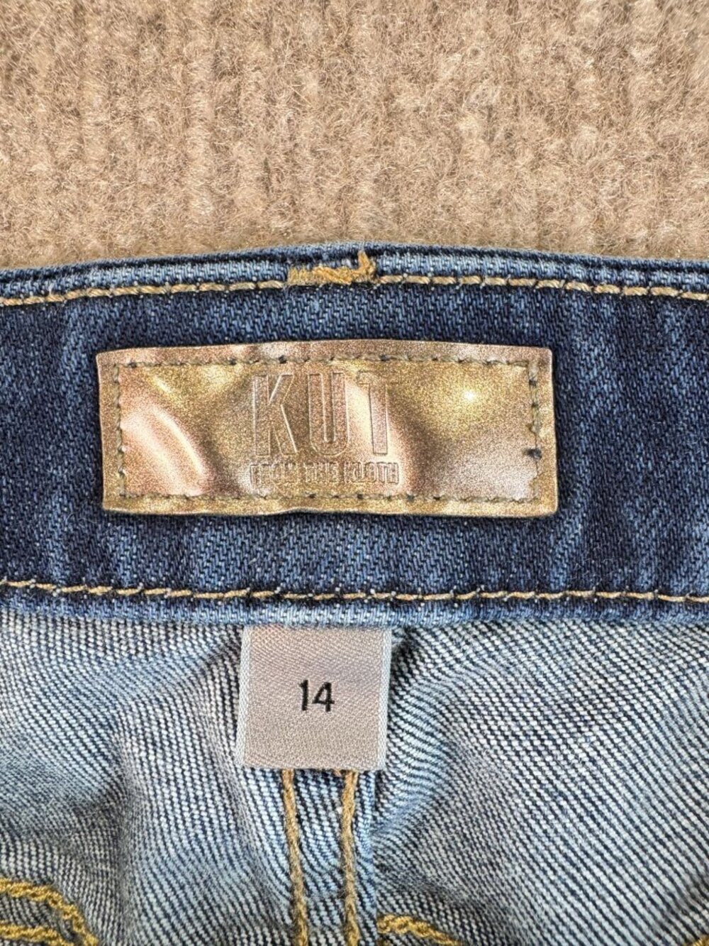 Kut From The Kloth Meg Fab Ab High Rise Wide Leg Jeans Size 14 Frayed Hem Blue D - Picture 3 of 10